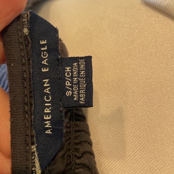 AE Smocked Peplum Tee - Picture 3 of 4